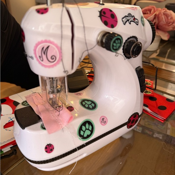 Other - Mini Sewing Machine with Ladybug Design